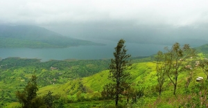 view-from-sydney-point-panchgani